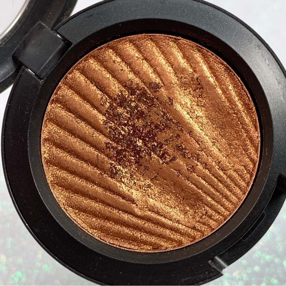 MAC Eyeshadow Gold Spice - Picture 3 of 6